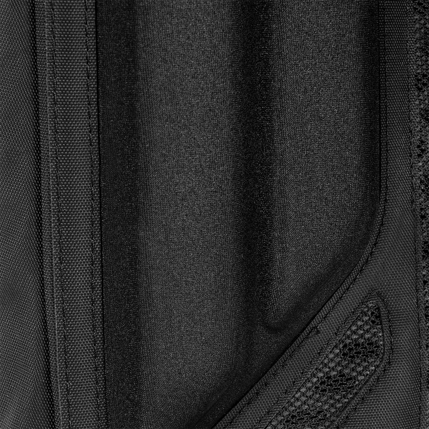paragon-hydration-pack-h6 Paragon_Black_Texture.png