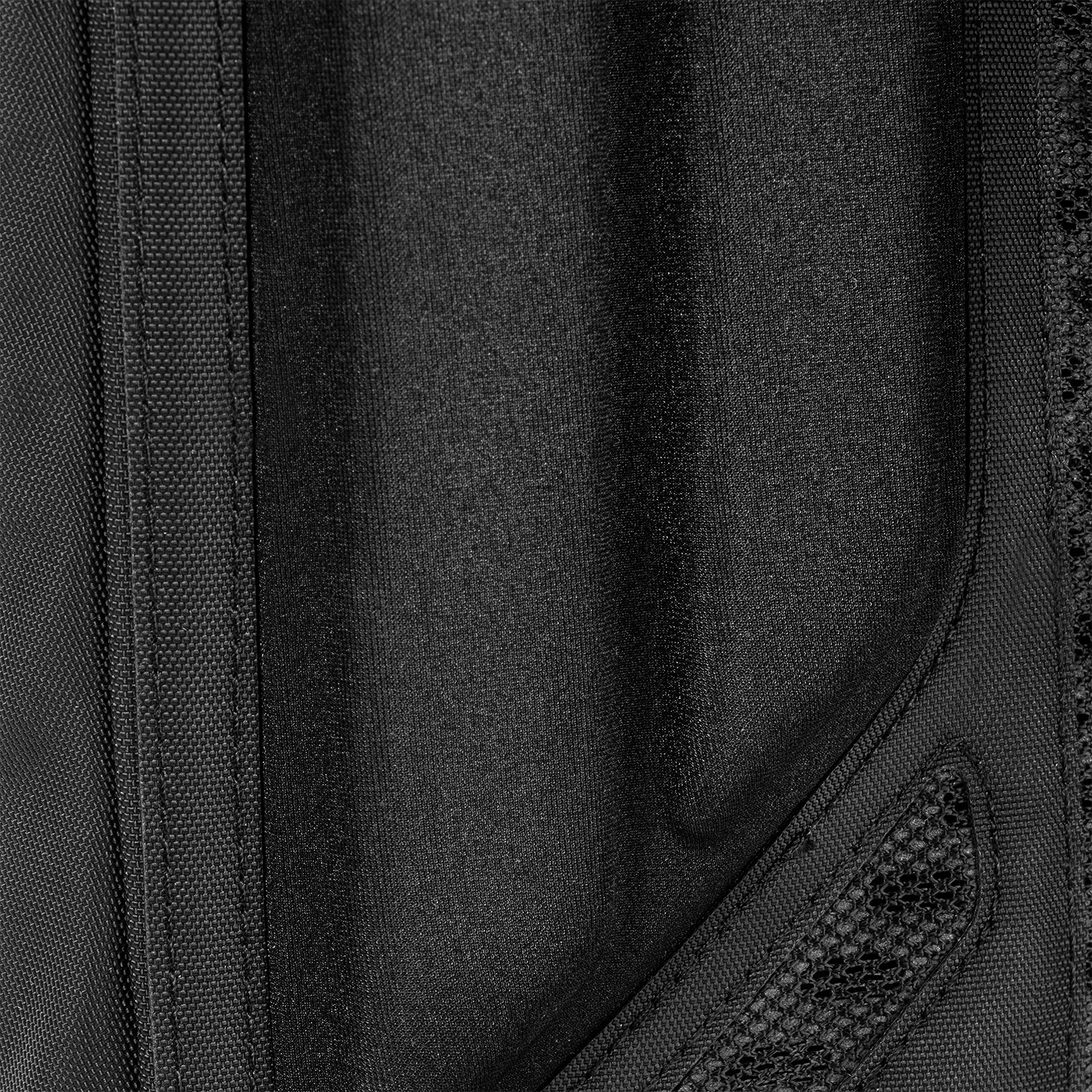 paragon-hydration-pack-h6 Paragon_Black_Texture.png