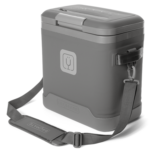 magpack-18-can-c3 magpack_18_graphite_front_strap.png